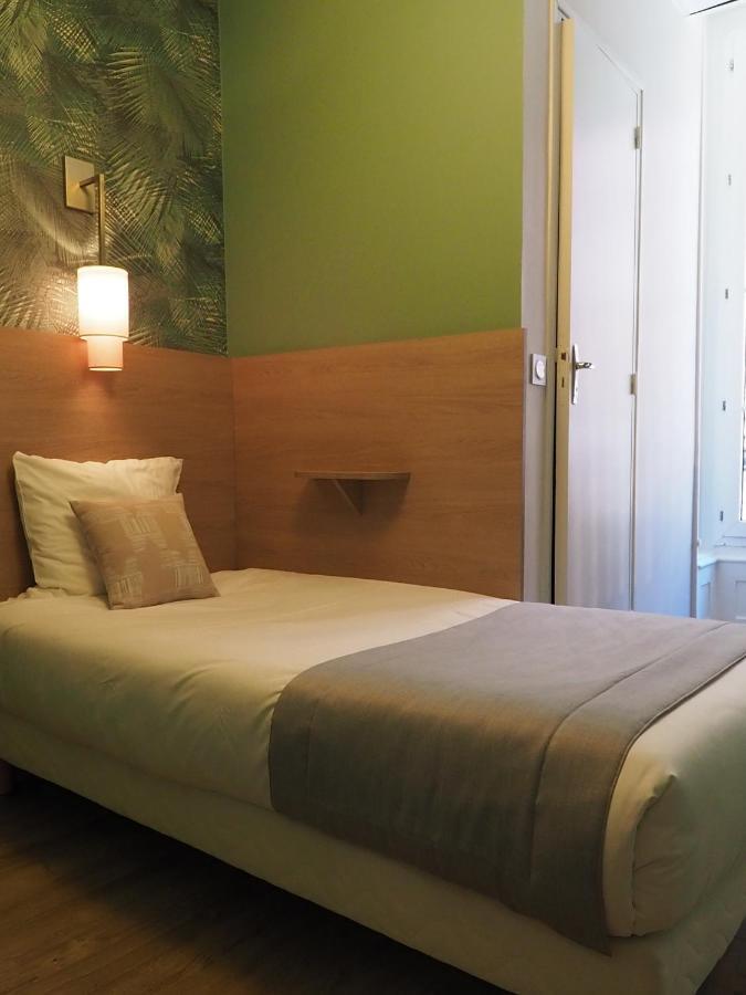 โฮเต็ล ดู โดแฟง Hotel ลียง ภายนอก รูปภาพ
